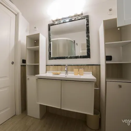 Vesevo 4*